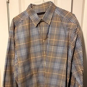 Men’s casual dress shirt